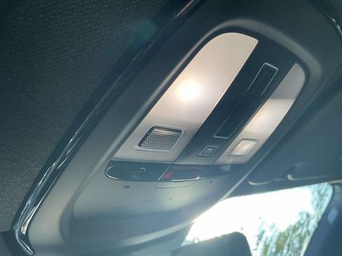 Certified 2023 Volvo XC40 Recharge Ultimate w/ Protection Package Premier AWD/4WD image 28