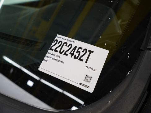 Used 2017 RAM 1500 Laramie w/ Convenience Group AWD/4WD image 33