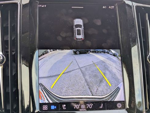 Used 2023 Volvo XC60 B5 Plus w/ Climate Package image 30