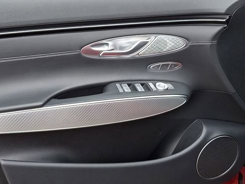 Used 2024 Genesis GV70 3.5T Sport image 17