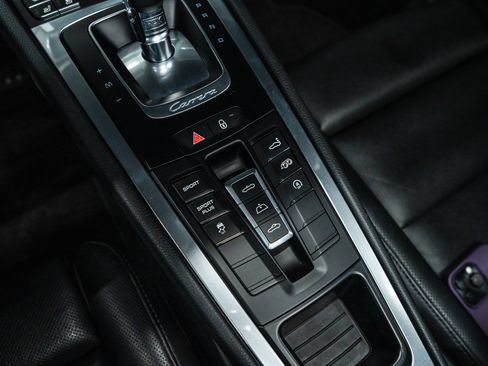 Used 2013 Porsche 911 Carrera RWD image 25