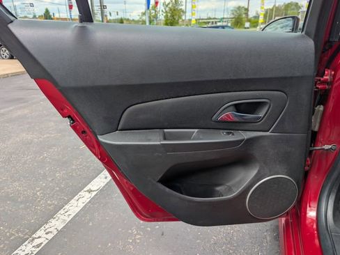 Used 2014 Chevrolet Cruze LT w/ Sun, Sound and Sport Package FWD image 14