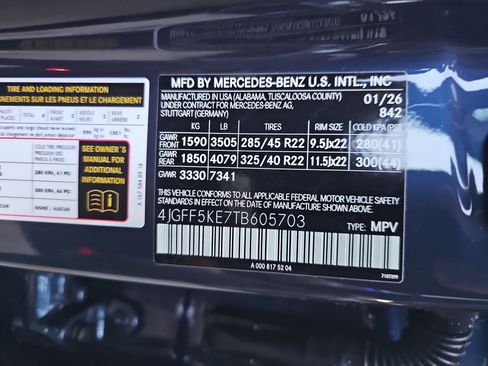 New 2026 Mercedes-Benz GLS 450 4MATIC image 39