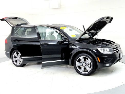 Used 2021 Volkswagen Tiguan SEL AWD/4WD image 12
