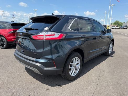 Used 2024 Ford Edge SEL w/ Convenience Package AWD/4WD image 5
