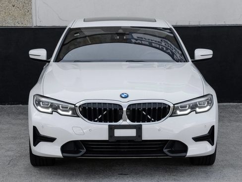 Used 2022 BMW 330i xDrive Sedan w/ Driving Assistance Package AWD/4WD image 7