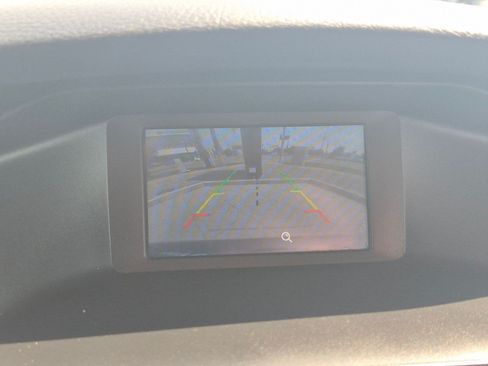 Used 2015 Ford Focus SE w/ SE Cold Weather Package FWD image 22