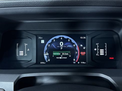 Used 2025 Toyota Tacoma SR5 AWD/4WD image 8