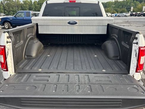 Used 2019 Ford F150 XLT w/ Equipment Group 302A Luxury AWD/4WD image 10