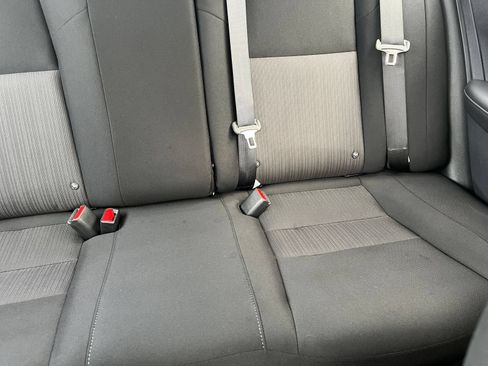 Used 2025 Nissan Sentra SV FWD image 36