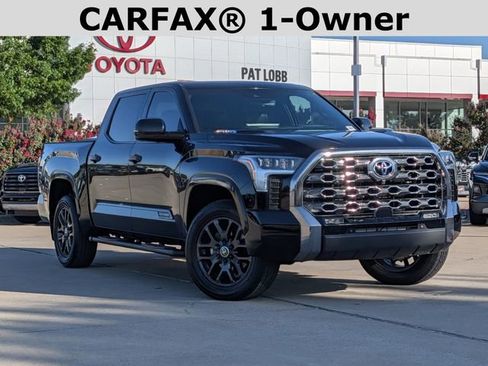 Used 2024 Toyota Tundra Platinum AWD/4WD image 2