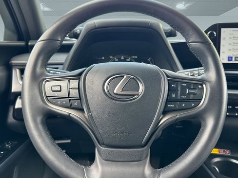 Certified 2024 Lexus UX 250h FWD image 17