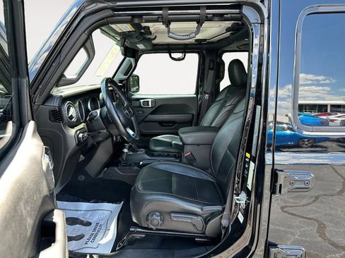 Used 2021 Jeep Gladiator Overland w/ Popular Equipment Package AWD/4WD image 9