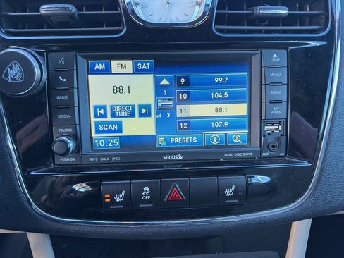 Used 2011 Chrysler 200 Touring w/ Cold Weather Group image 19