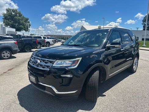 Used 2018 Ford Explorer Limited AWD/4WD image 5