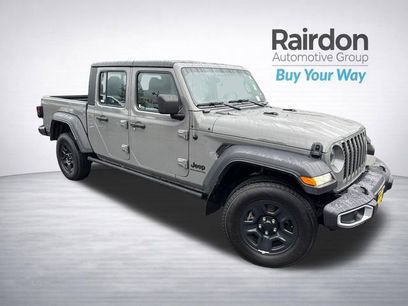 Used 2023 Jeep Gladiator Sport