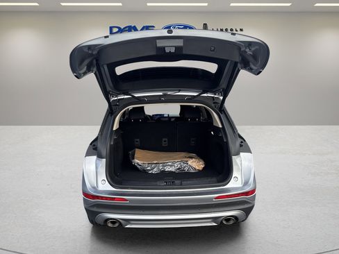 Used 2024 Lincoln Corsair AWD w/ Equipment Group 101A image 7