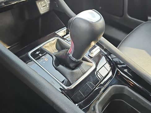 Used 2025 Jeep Compass Limited AWD/4WD image 19