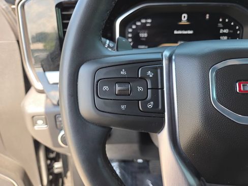 Used 2024 GMC Sierra 1500 SLT w/ SLT Premium Plus Package AWD/4WD image 33