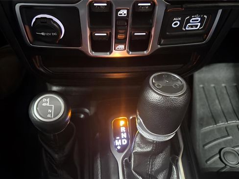 Used 2019 Jeep Wrangler Unlimited Sport S image 21