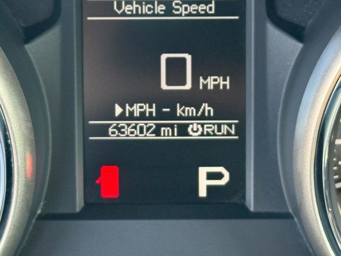 Used 2012 Jeep Grand Cherokee Laredo w/ Laredo E Group AWD/4WD image 17