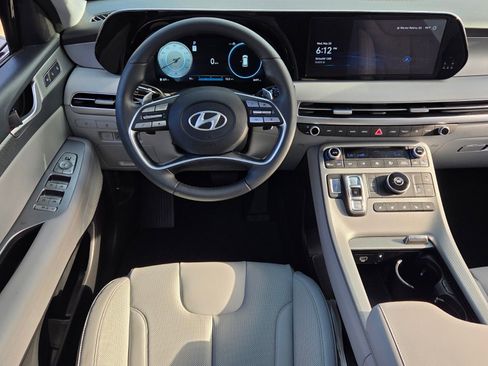 Used 2025 Hyundai Palisade SEL FWD image 7