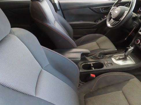 Used 2023 Subaru Crosstrek 2.0i Premium image 21