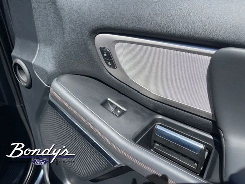 Used 2025 Ford Expedition Active image 20