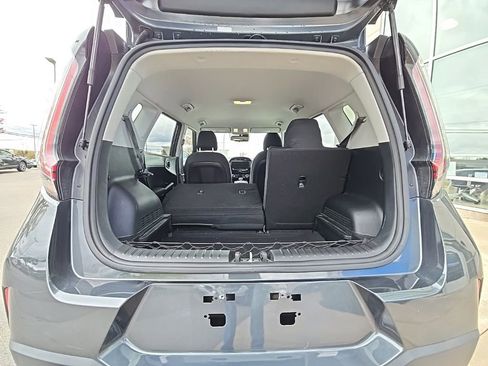 Used 2023 Kia Soul S image 30