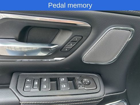 New 2026 RAM 1500 Laramie AWD/4WD image 14