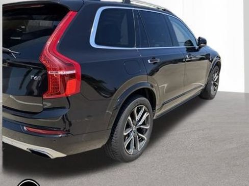 Used 2016 Volvo XC90 T6 Momentum w/ Momentum Plus Package AWD/4WD image 5