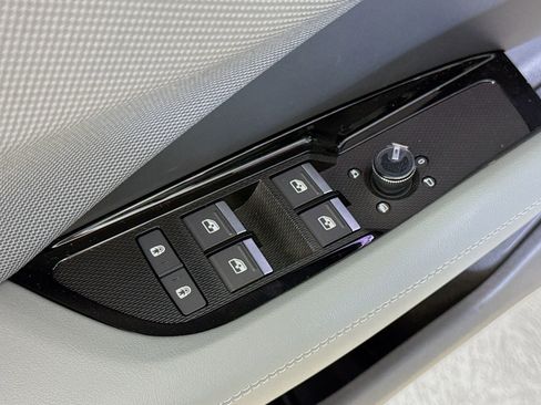 New 2026 Audi Q3 quattro 2.0T image 18