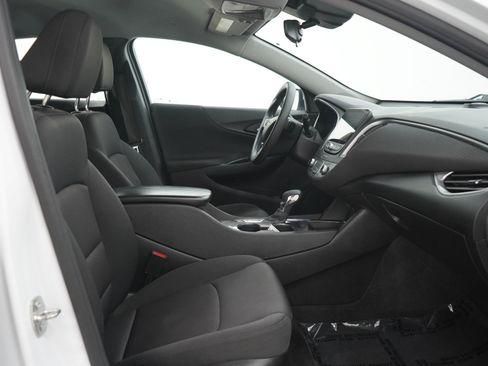 Used 2023 Chevrolet Malibu LT w/ Driver Confidence Package FWD image 11