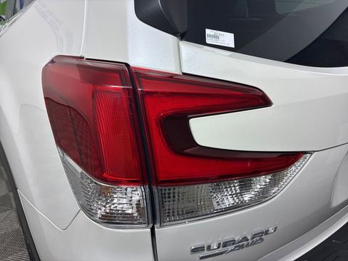 Certified 2023 Subaru Forester Limited AWD/4WD image 12