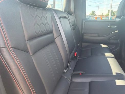 Used 2024 Nissan Frontier PRO-4X w/ Pro Premium Package AWD/4WD image 13