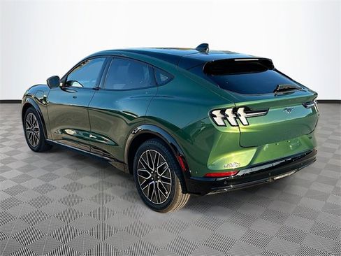 Used 2024 Ford Mustang Mach-E Premium image 5