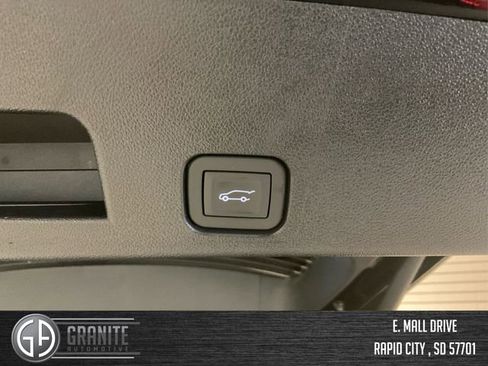 New 2026 Buick Enclave Sport Touring w/ Super Cruise Package image 13