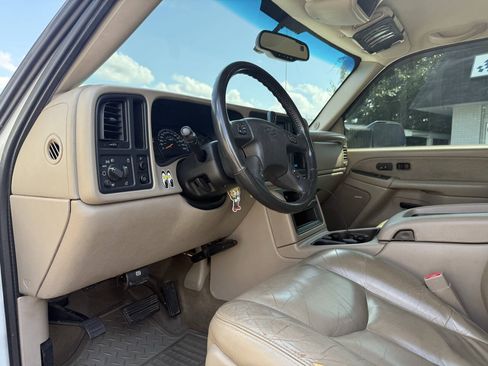 Used 2003 Chevrolet Silverado 3500 LT RWD image 14