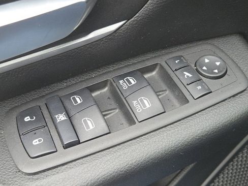 Used 2023 RAM 1500 Big Horn image 35