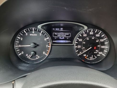 Used 2017 Nissan Pathfinder SL w/ SL Tech Package image 21