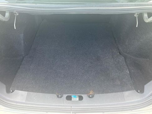 Used 2006 Ford Taurus SE FWD image 19