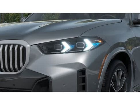 New 2026 BMW X5 xDrive40i w/ M Sport Package image 6