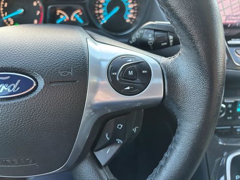 Used 2013 Ford Escape Titanium w/ Parking Technology Pkg image 19