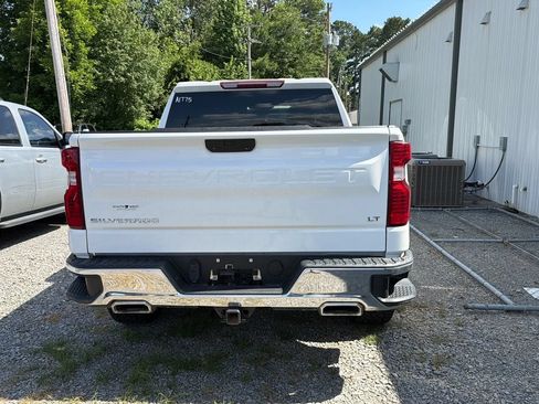 Used 2021 Chevrolet Silverado 1500 LT AWD/4WD image 6