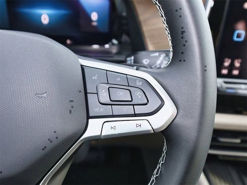 New 2026 Volkswagen Atlas SE image 25