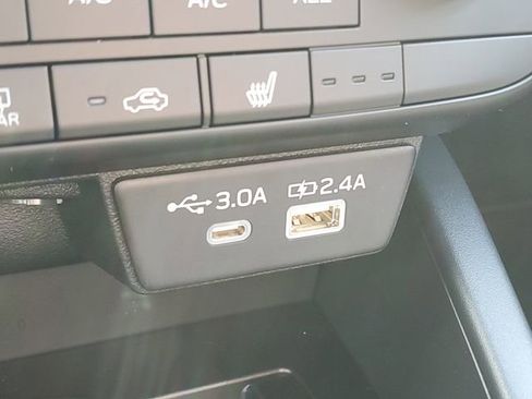 New 2026 Subaru Outback Limited AWD/4WD image 32