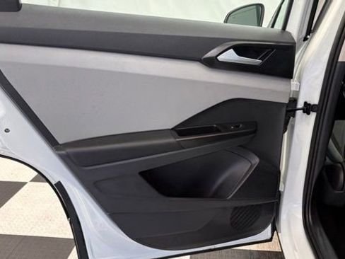 Used 2023 Volkswagen Taos S FWD image 19
