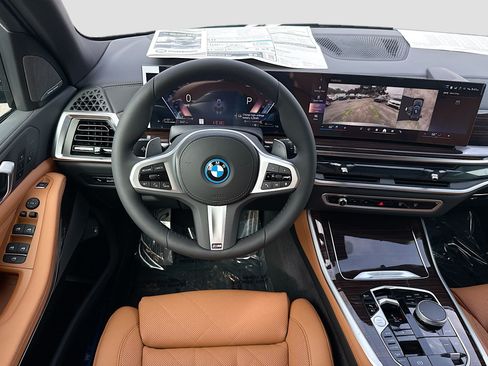 New 2026 BMW X5 xDrive50e w/ M Sport Package AWD/4WD image 18