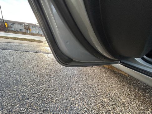 Used 2018 Chevrolet Malibu LT image 37