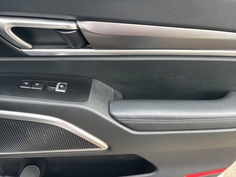 Used 2025 Kia Telluride S image 43